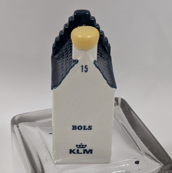 Rare VTG KLM Airlines Blue Delft Porcelain House #15 by BOLS Distillery; Sealed - Picture 4 of 8